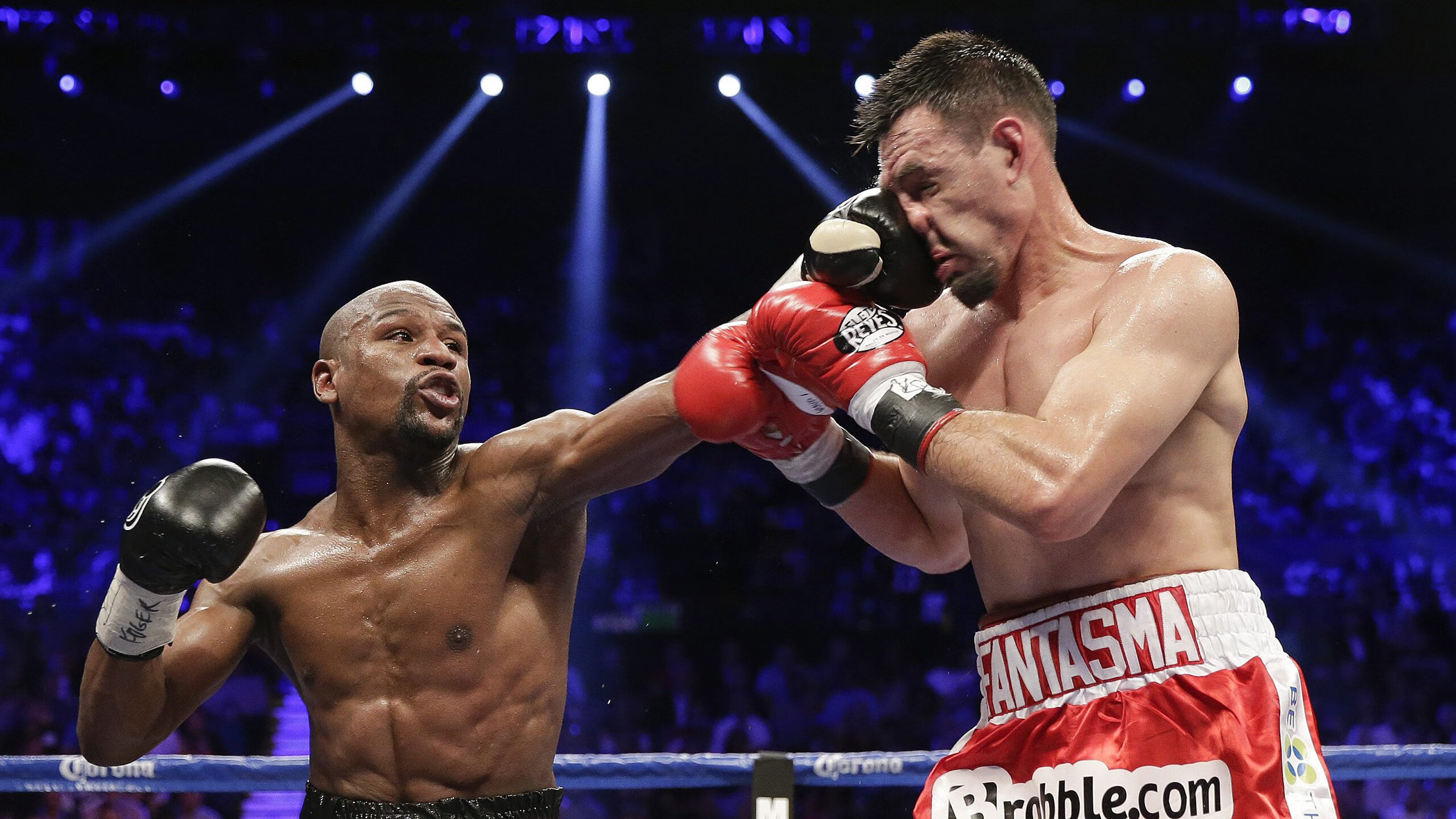 范弗利特存在感拉满，勇士对阵广东，一场跨越篮球文化的对话